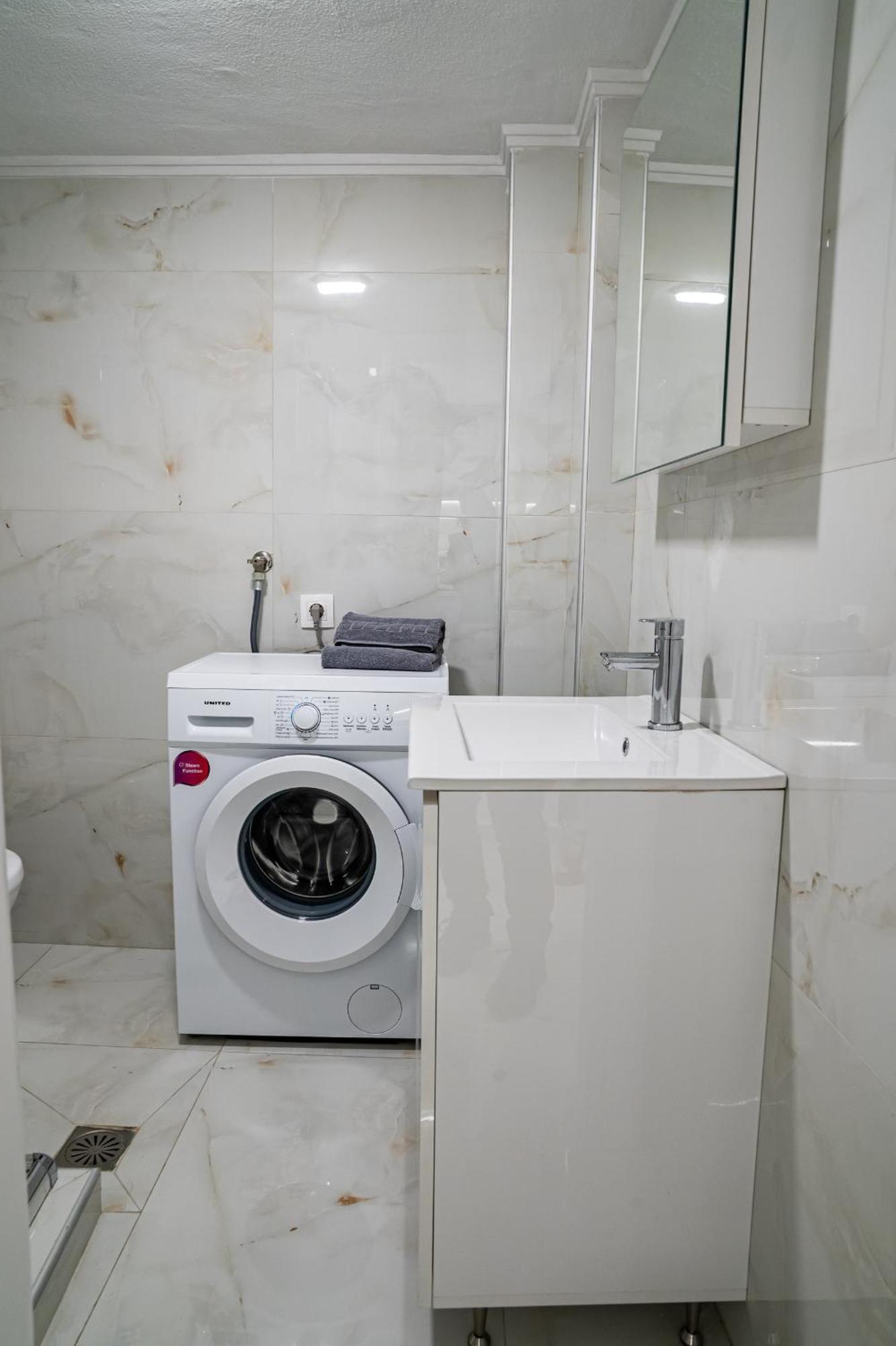 Feel Greek Hospitality #Θ005 Apartment Солун Екстериор снимка