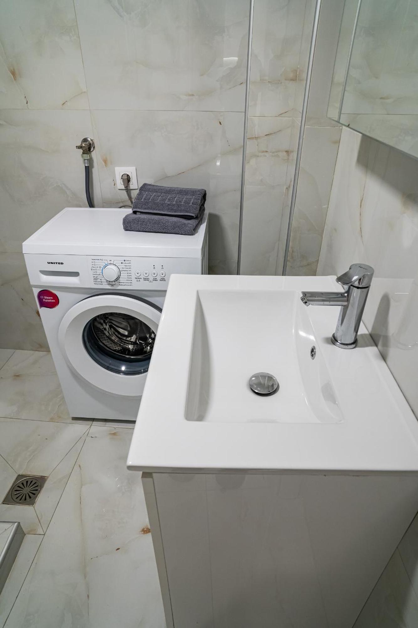 Feel Greek Hospitality #Θ005 Apartment Солун Екстериор снимка